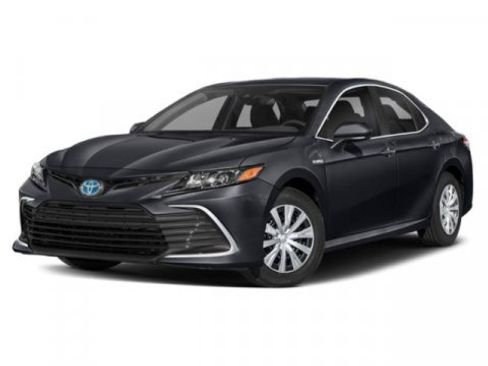 Used 2022 Toyota Camry XSE image 1