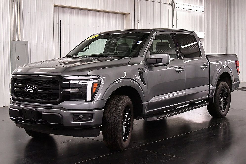 Used 2026 Ford F150 Lariat AWD/4WD image 3