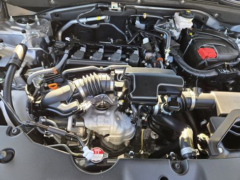 Certified 2025 Acura ADX Base image 42