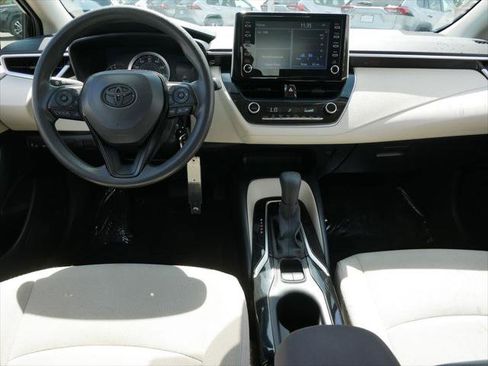 Certified 2020 Toyota Corolla LE FWD image 14
