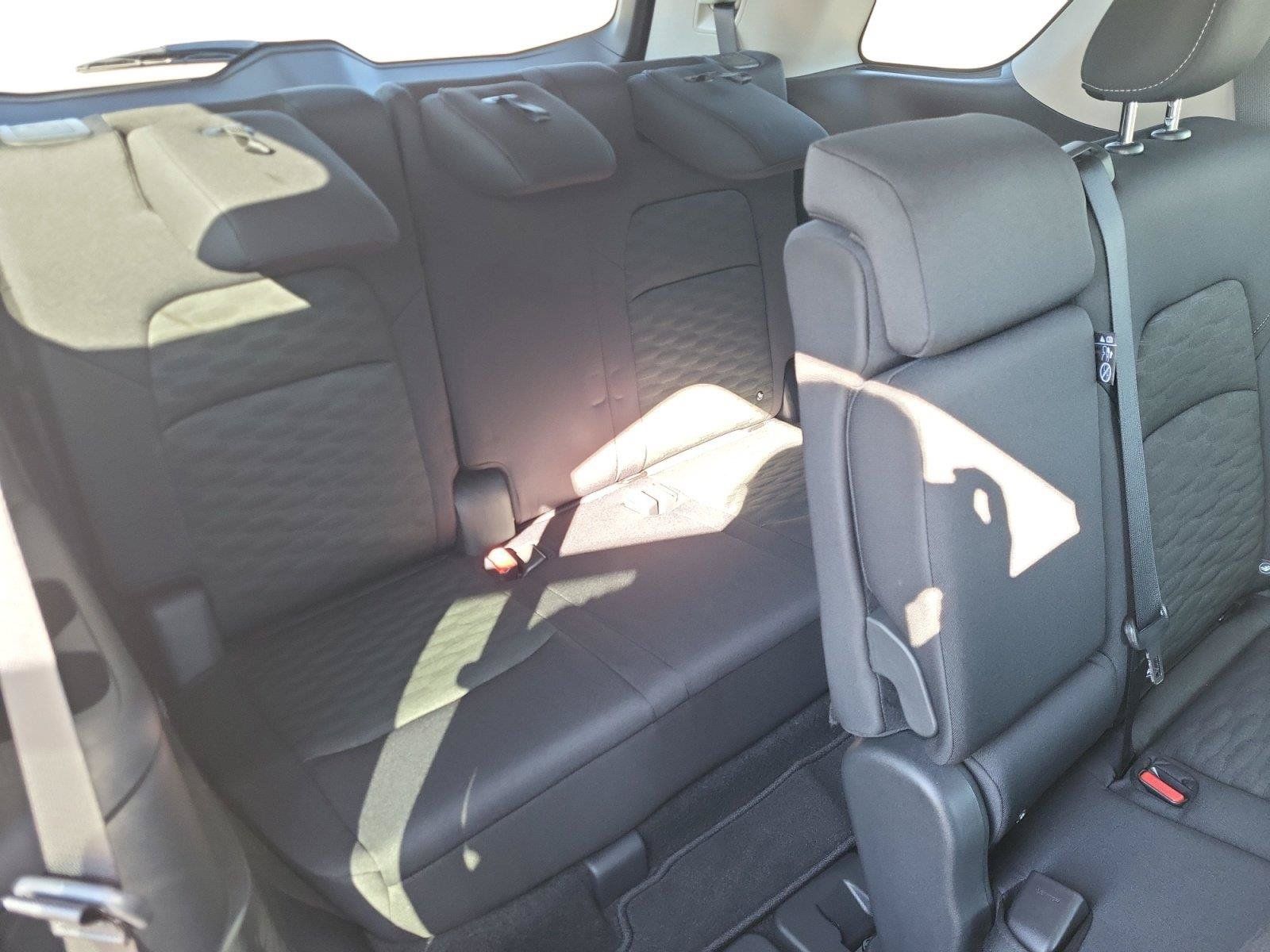 Used 2026 Nissan Pathfinder SV AWD/4WD image 25