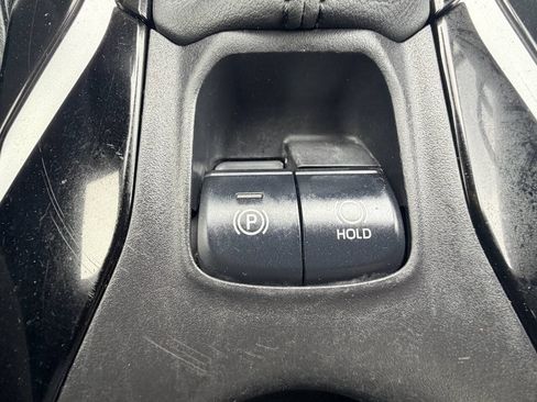 Used 2022 Toyota Corolla LE FWD image 10