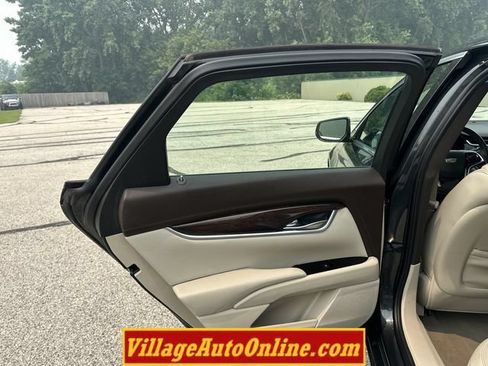 Used 2016 Cadillac XTS Luxury AWD/4WD image 31