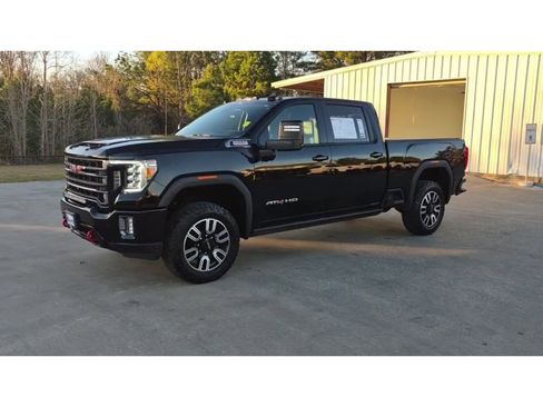 Used 2023 GMC Sierra 2500 AT4 w/ AT4 Preferred Package image 4