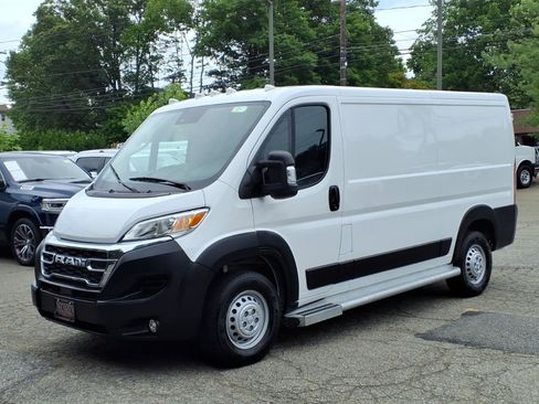 Used 2025 RAM ProMaster 2500 w/ U-Haul Equipment Group FWD image 3