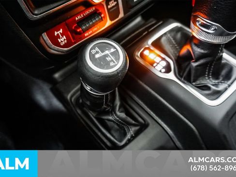 Used 2025 Jeep Wrangler Unlimited Sport AWD/4WD image 43