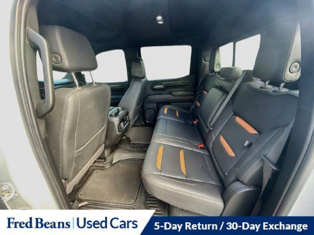 Used 2024 GMC Sierra 1500 AT4 w/ Technology Package AWD/4WD image 31