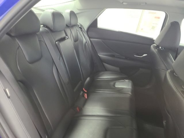 Used 2024 Hyundai Elantra Limited FWD image 15