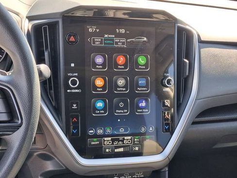 Used 2025 Subaru Crosstrek 2.0i Premium image 22