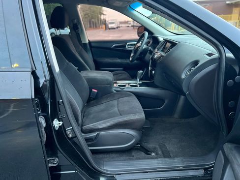 Used 2014 Nissan Pathfinder S image 7