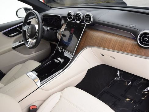 Certified 2024 Mercedes-Benz GLC 300 image 15