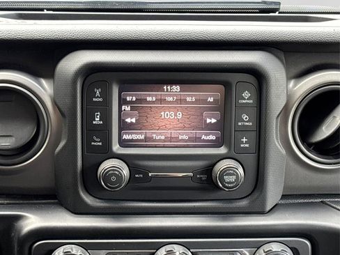 Used 2021 Jeep Wrangler Sport image 19