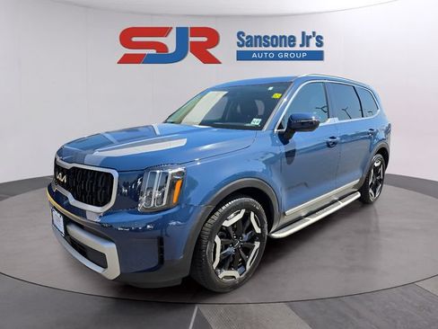Certified 2024 Kia Telluride EX FWD image 1
