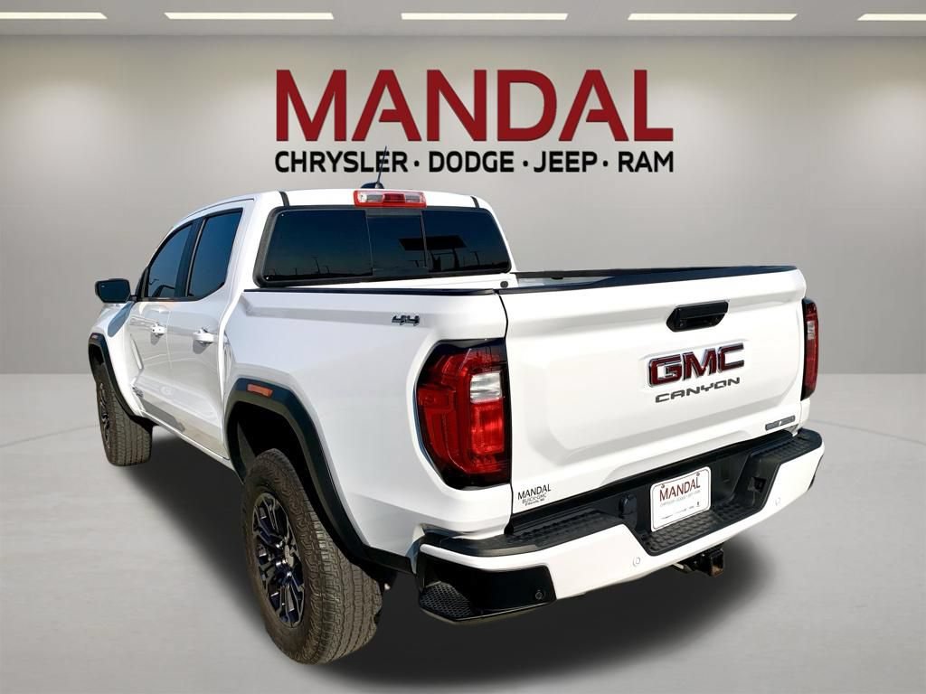 Used 2024 GMC Canyon Elevation w/ Convenience Package AWD/4WD image 8