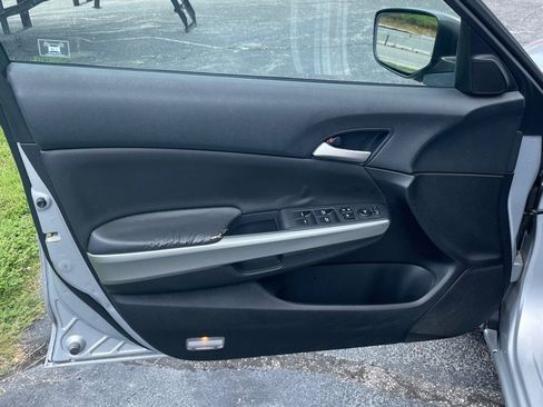 Used 2008 Honda Accord EX image 10