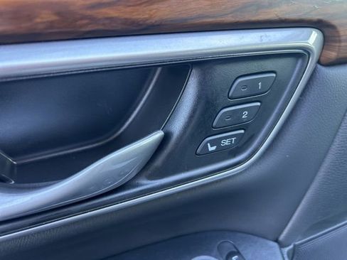 Used 2022 Honda CR-V Touring image 17