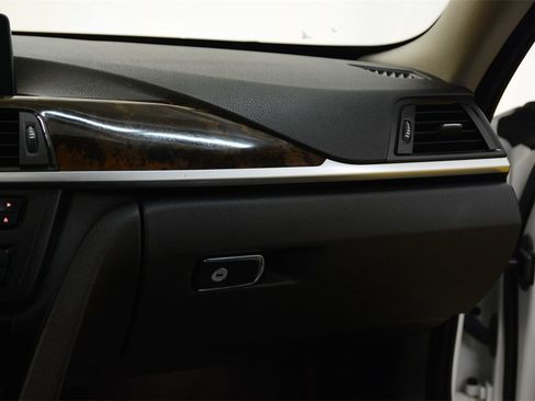 Used 2015 BMW 428i Gran Coupe xDrive image 16