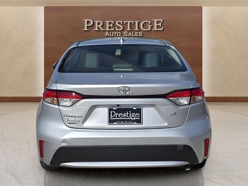 Used 2022 Toyota Corolla LE image 38