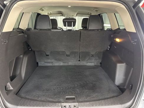 Used 2019 Ford Escape SEL image 9