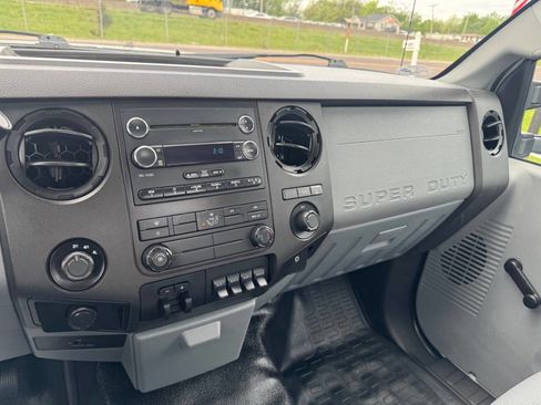Used 2013 Ford F350 XL image 23