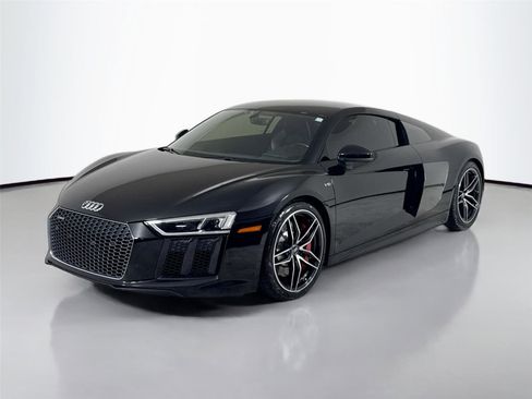 Used 2017 Audi R8 V10 image 10