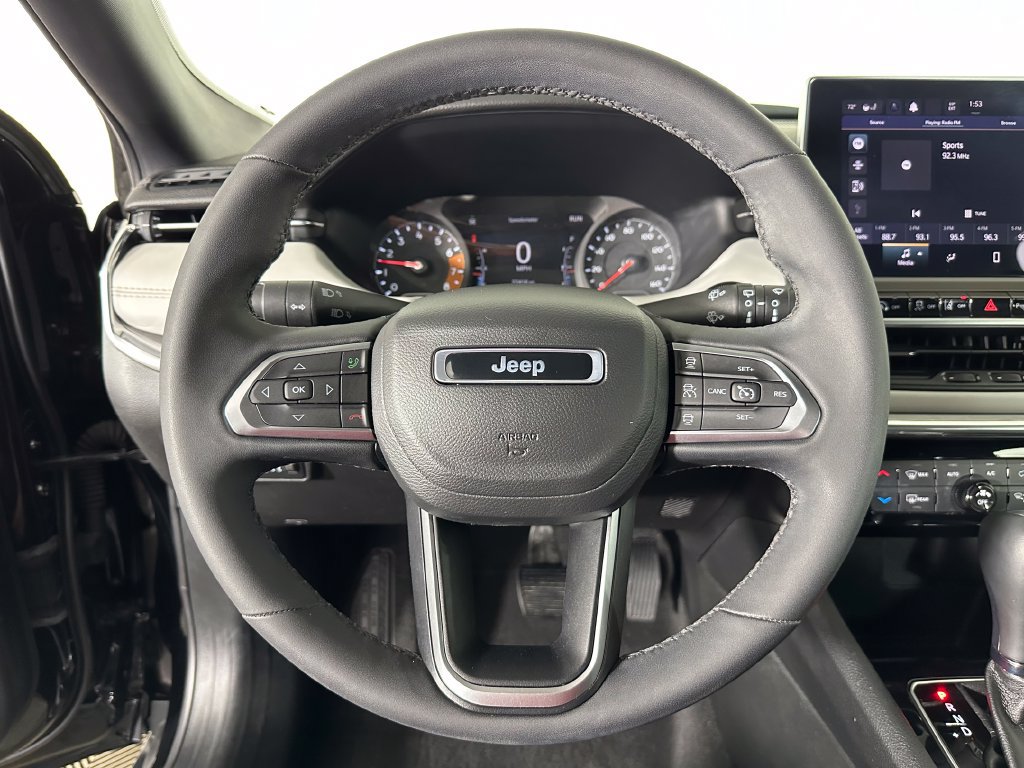 Used 2023 Jeep Compass Limited AWD/4WD image 11