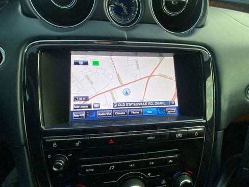 Used 2011 Jaguar XJ L Supercharged image 22