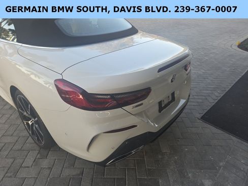 Used 2022 BMW M850i xDrive Convertible image 17