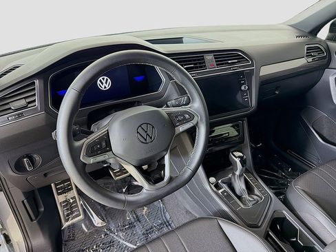 Used 2023 Volkswagen Tiguan SE R-Line FWD image 20