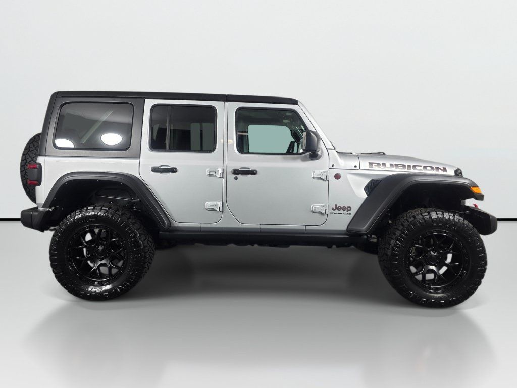 Used 2024 Jeep Wrangler Unlimited Rubicon AWD/4WD image 2