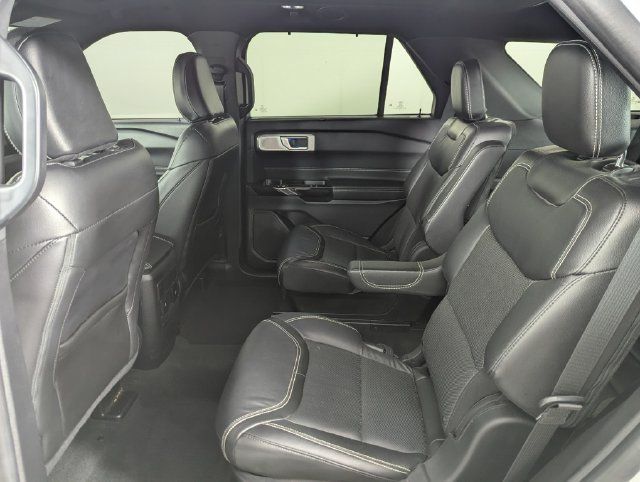 Used 2022 Ford Explorer ST w/ Equipment Group 401A AWD/4WD image 16