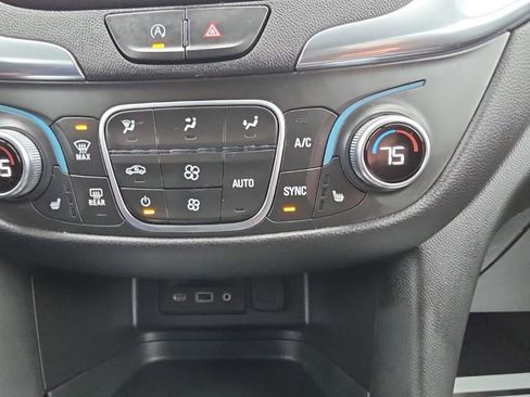 Certified 2024 Chevrolet Equinox LT image 19