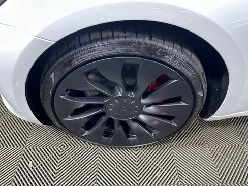 Used 2021 Tesla Model 3 Performance image 10