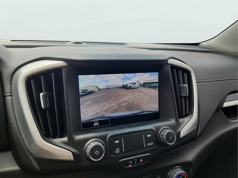 Used 2022 GMC Terrain SLT w/ LPO, 'HIT The Road' Package FWD image 20