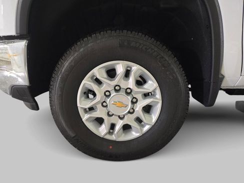 New 2026 Chevrolet Silverado 3500 LT image 26