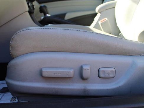 Used 2020 Acura ILX image 10