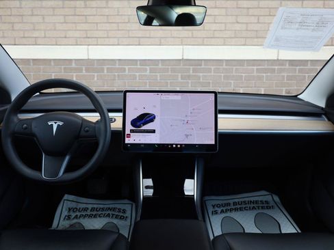 Used 2020 Tesla Model 3 Long Range AWD/4WD image 30