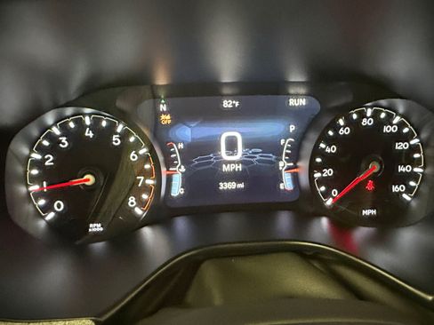 Used 2025 Jeep Compass Latitude AWD/4WD image 19