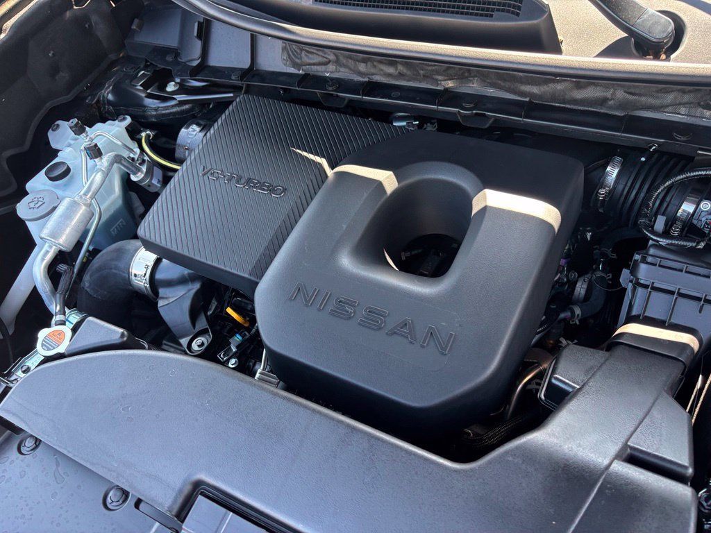 Certified 2025 Nissan Murano SV FWD image 31
