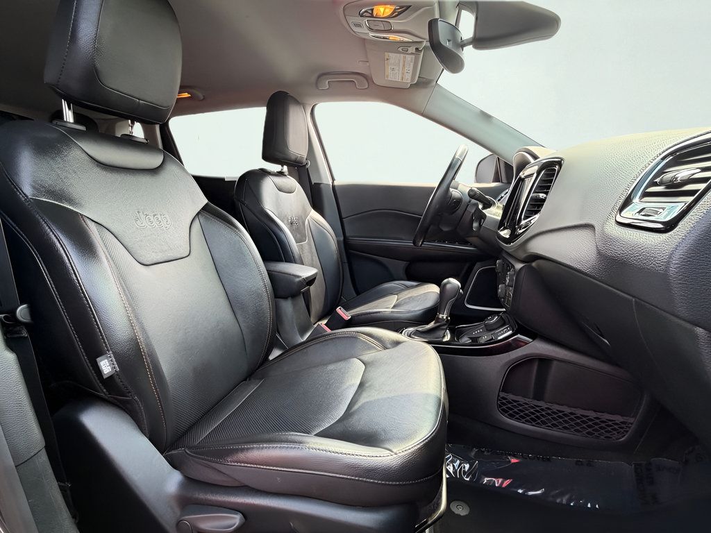 Used 2020 Jeep Compass Limited AWD/4WD image 28