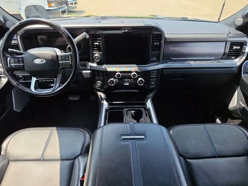 Used 2026 Ford F250 Platinum AWD/4WD image 40