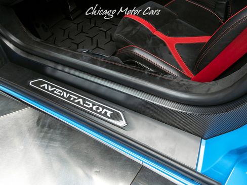 Used 2017 Lamborghini Aventador LP 750-4 Superveloce image 18
