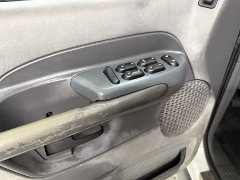 Used 2001 Ford Explorer Sport Trac 4x4 image 21