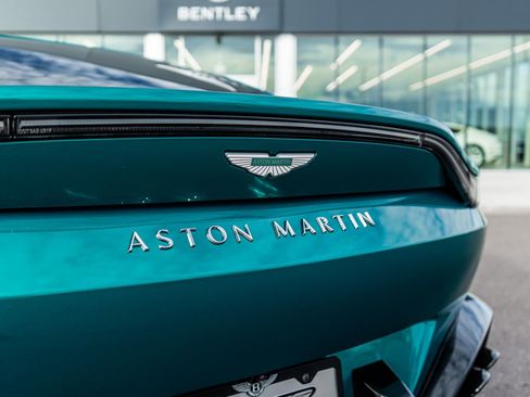 Used 2025 Aston Martin V8 Vantage image 9