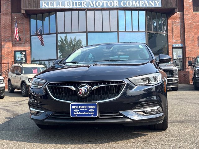 Used 2019 Buick Regal Essence w/ Driver Confidence Package I AWD/4WD image 1