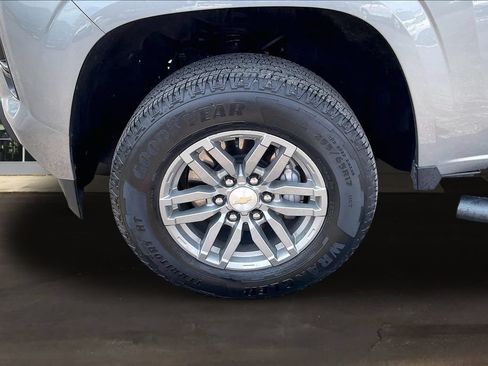 Used 2025 Chevrolet Colorado LT w/ Advanced Trailering Package RWD image 34