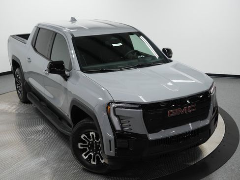 New 2026 GMC Sierra EV Elevation AWD/4WD image 38
