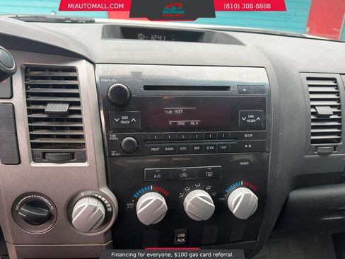 Used 2013 Toyota Tundra 4x4 CrewMax w/ Tow Pkg image 16