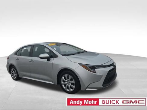 Used 2024 Toyota Corolla LE FWD image 1