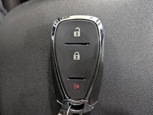 Used 2023 Chevrolet Equinox LT w/ LPO, Floor Liner Package AWD/4WD image 30